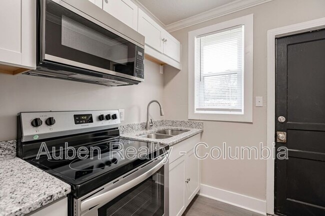 Photo - 1216 1/2 Gregg Street