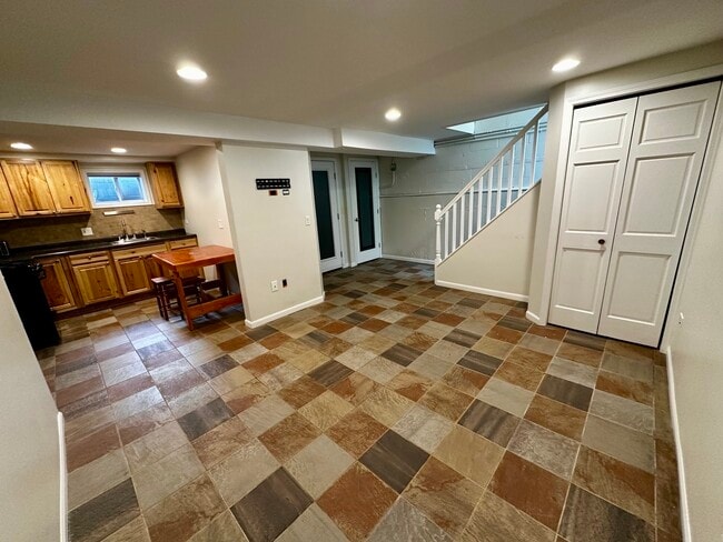 Photo - 4386 Woodland Ave