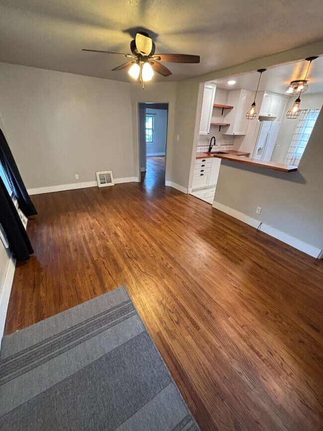 Photo - Beautiful 2 bedroom 1 bath