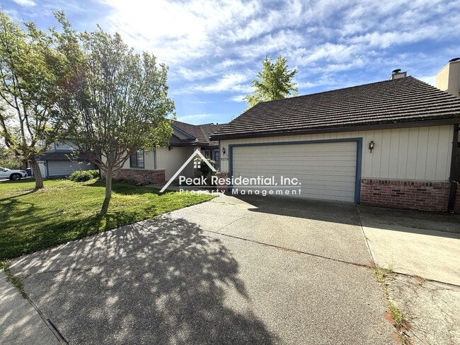 Photo - Wonderful Orangevale 4bd/2ba Home with 2 Car Garage!