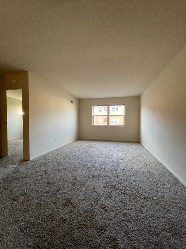 Photo - 1350 King Ave Unidad 105