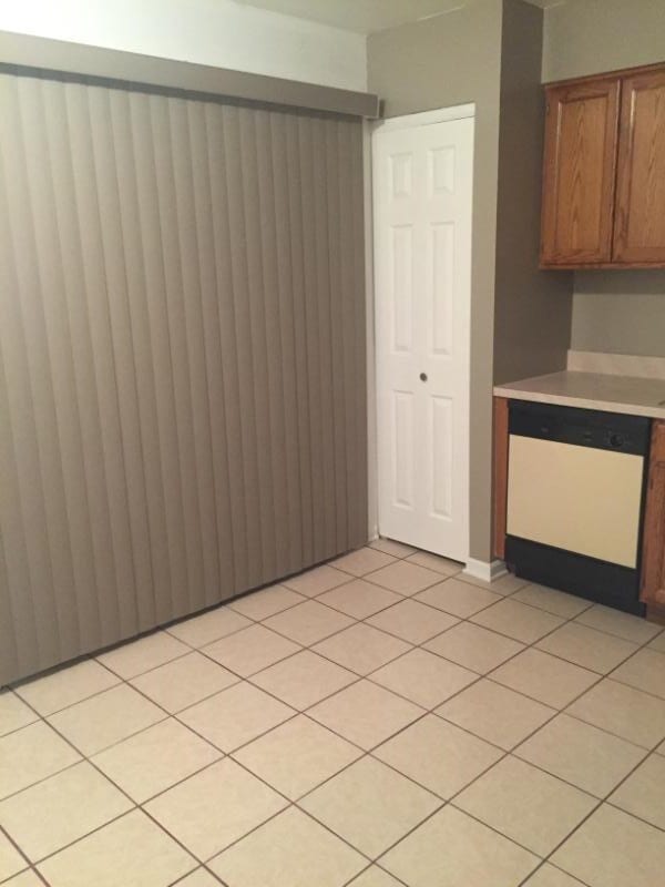 Photo - 6073 Delaware Dr