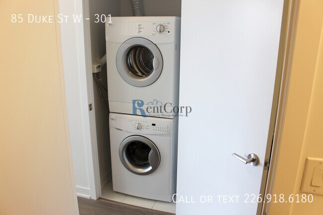 Photo - 85 Duke St W