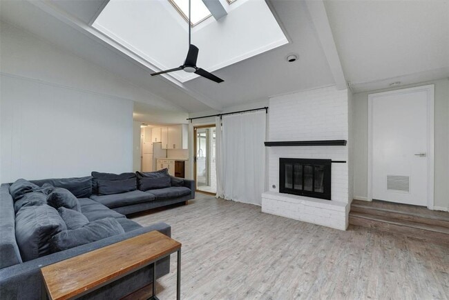 Photo - 8001 Ceberry Dr