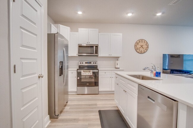 Photo - Convenient Gulf Breeze Location – 3BR/2.5B...