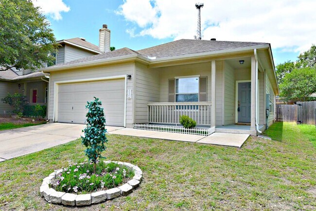 Photo - 2106 Charlotte Estates Dr