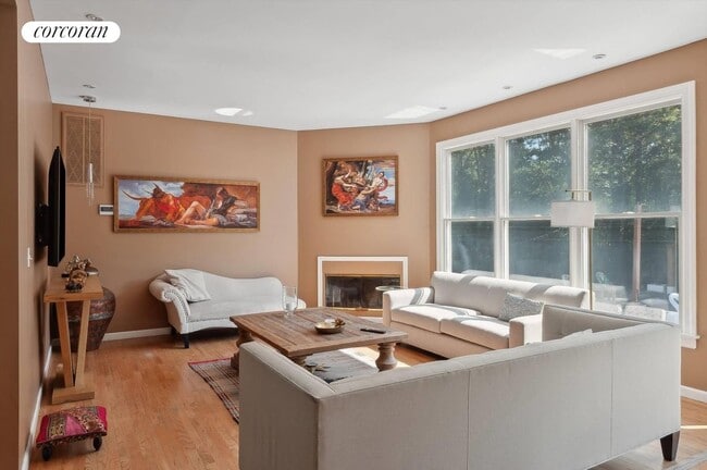 Photo - 1 Candace Dr