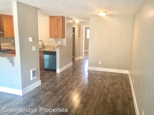 Highlander Apartments