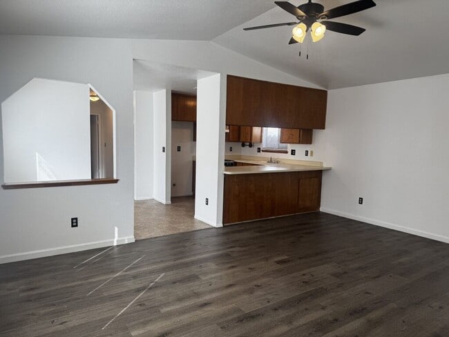 Photo - Charming 2 Bedroom, 1 Bath Home for Rent!