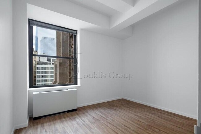 Photo - 3 bedroom in NEW YORK NY 10006 Unit 12