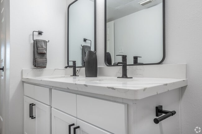 Photo - Lakeview Estates