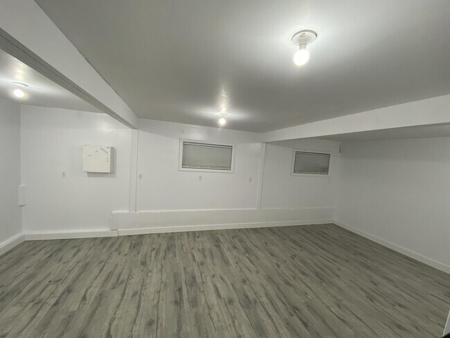 Photo - 2579 Sugarpine St