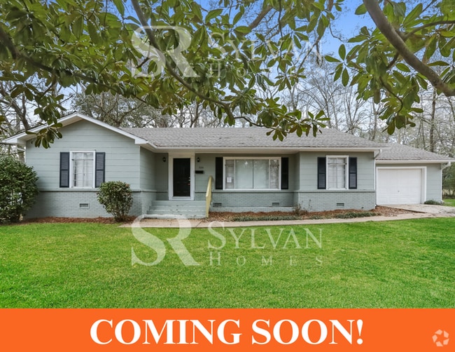 Building Photo - The Lifestyle You Deserve. Rental