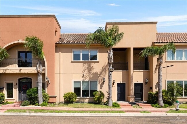 Building Photo - 15 3rd N St