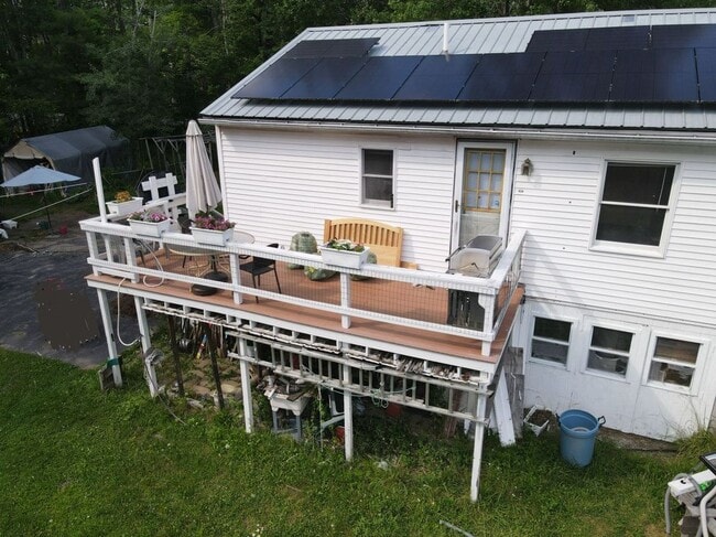 Photo - 410 Bald Hill Rd