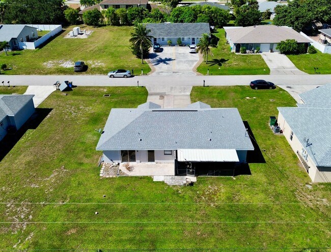 Photo - 4133/4135 SW 7th Pl Duplex Unidad 4135 SW 7th Pl