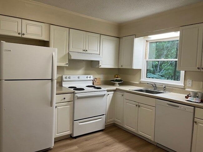 Photo - 243 Cedar Terrace Rd