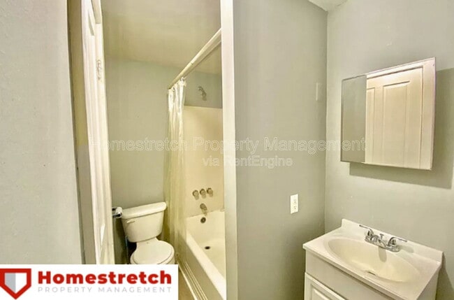 Photo - 3233 Oregon Ave Unit 2