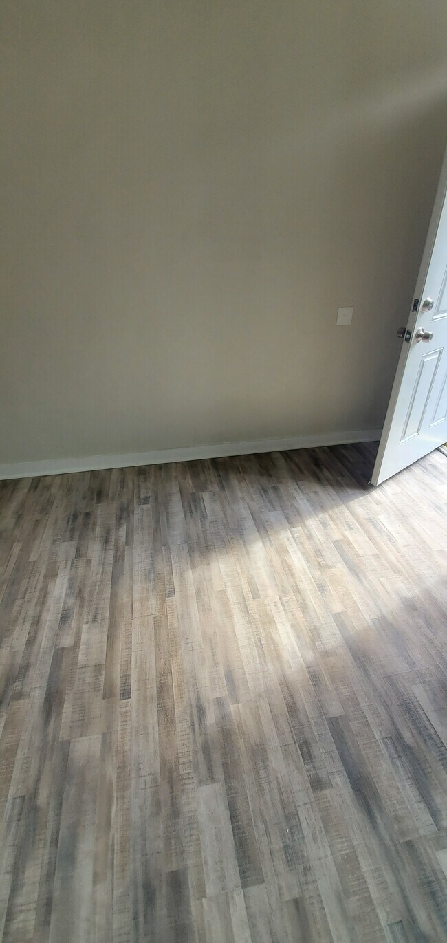 Photo - 2353 N Woodstock St