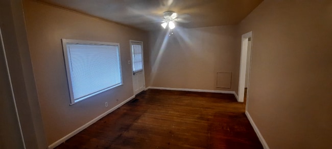 Photo - 1614 Elizabeth Rd