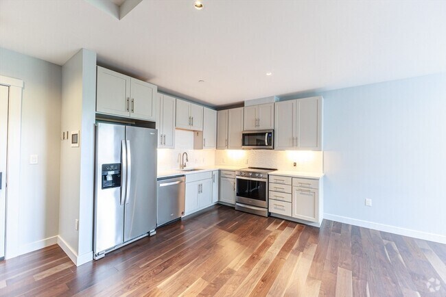 Building Photo - 136 Babcock St Unit 415 Rental