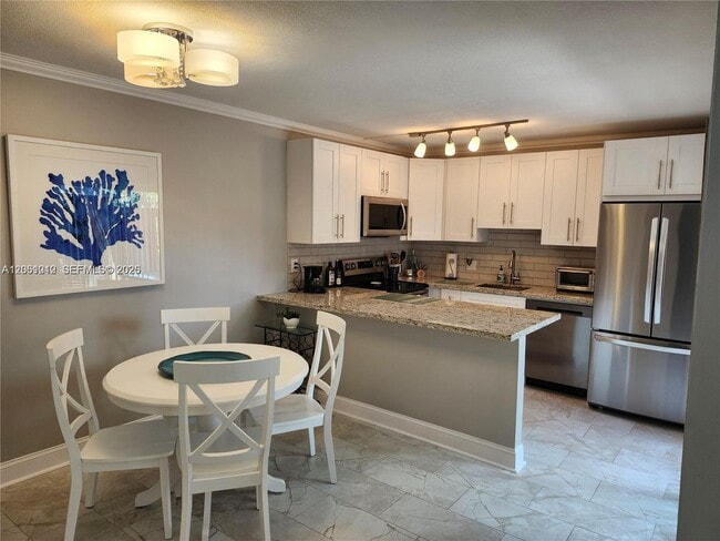 Photo - 1460 Augusta Cir