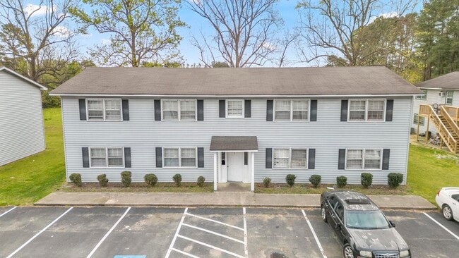 Photo - Garden Apartments