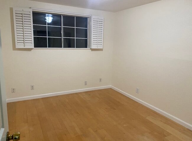 Photo - 15040 Los Gatos Blvd