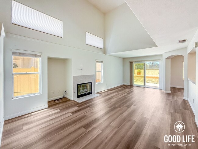 Photo - Spacious 3BD/2.5 BA Home in Scripps Ranch with Pool, Private Balcony & In-Unit Laundry