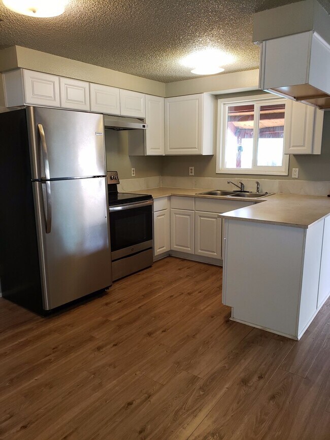 Photo - Baja01 Unit 4077