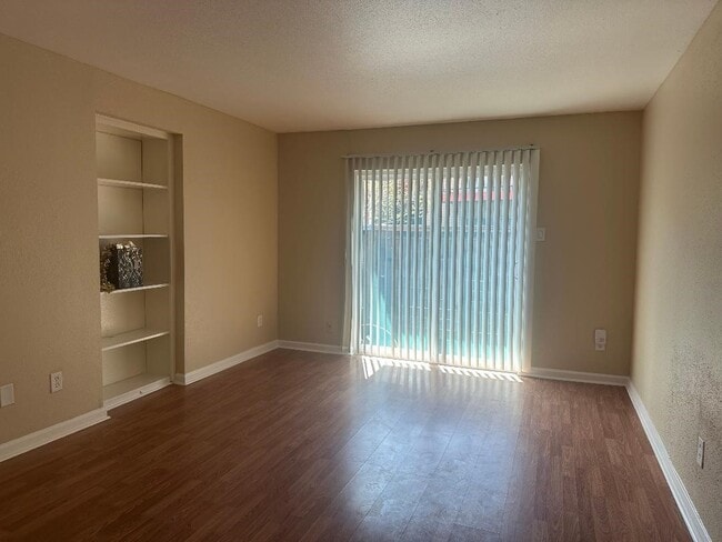 Photo - 12955 Woodforest Blvd Unidad 47