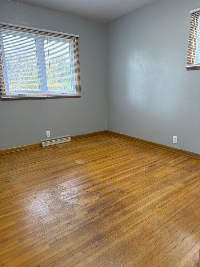 Photo - 543 Mildred Ave