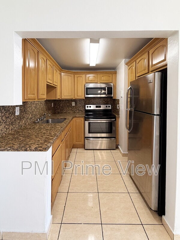 495 NW 72nd Ave Unit #406
