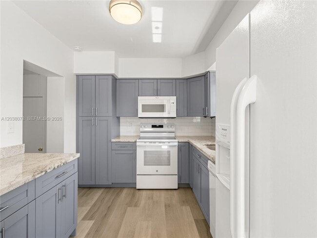 Photo - 7591 Pierce St