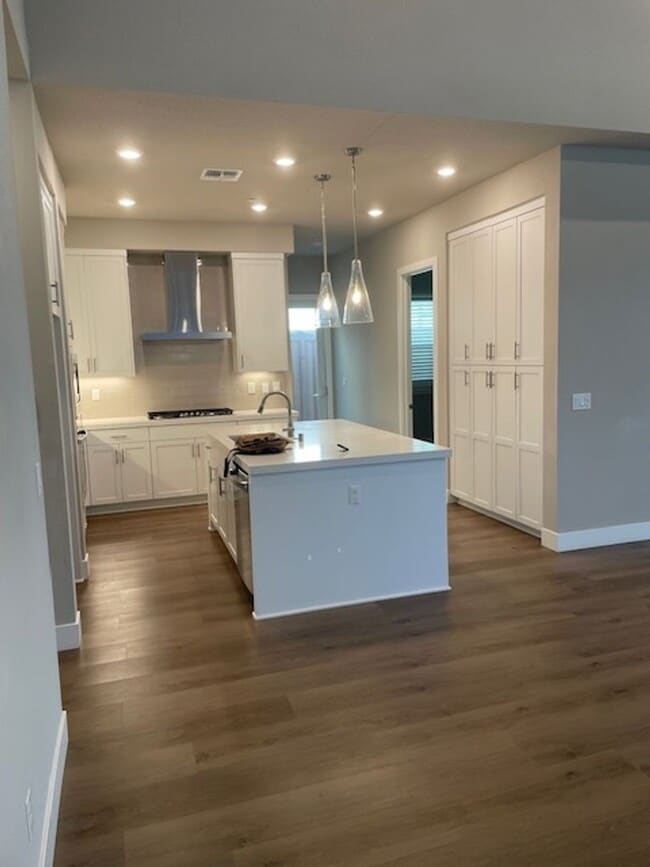 Photo - Serene View Road