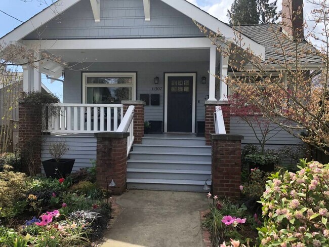 Two Bedroom Duplex Unit - Two Bedroom Duplex Unit Casa