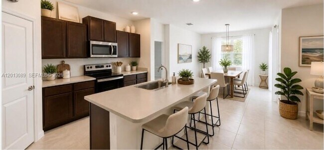 Building Photo - 27160 SW 132 Ct Rd