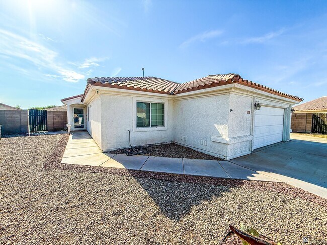 Photo - 2695 S Mimosa Ave