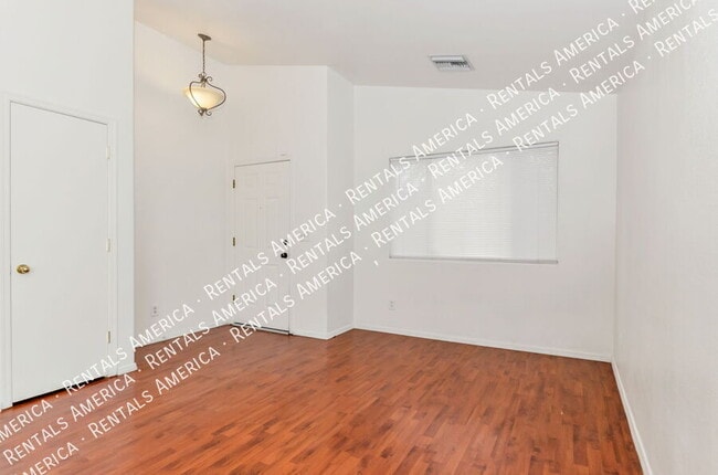 Photo - 1202 N Thunder Ridge Dr