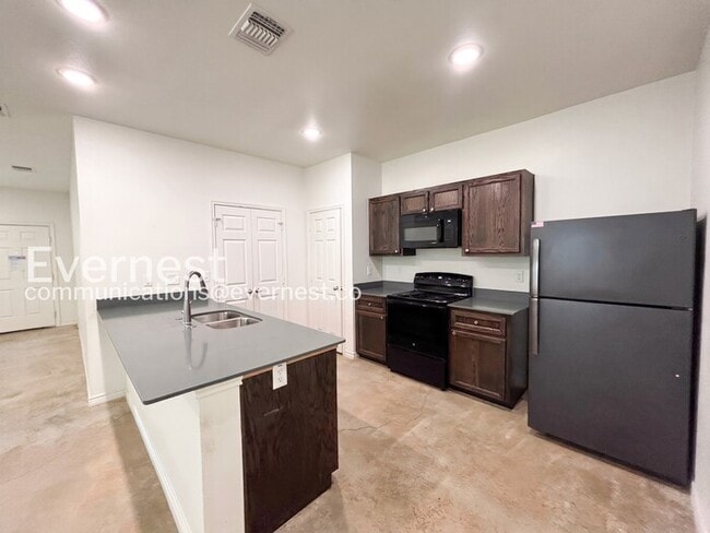 Photo - 2316 Duntov Dr