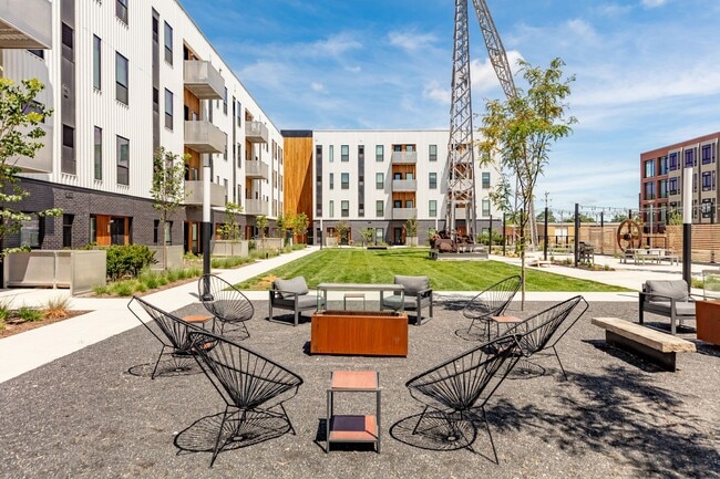 Rowat Lofts Apartments