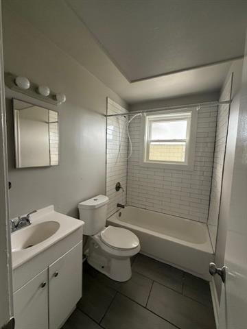 Freshly renovated 2-bedroom, 1-bath apartment