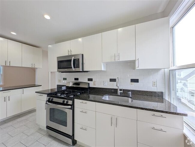 Building Photo - 28 Ripley St Unit #3 Rental