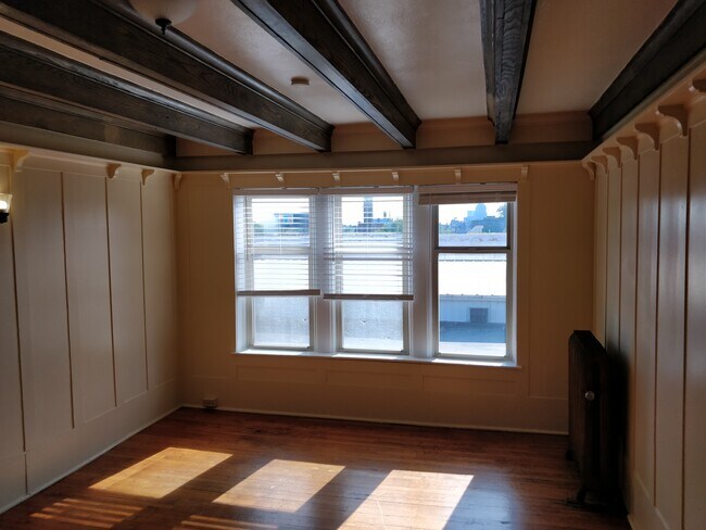 Photo - 3814 Prospect Ave E Unidad 305