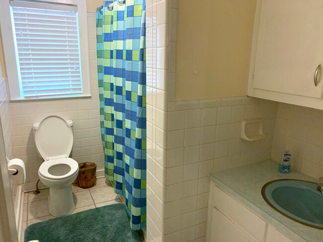 Photo - 623 Old Salem Rd