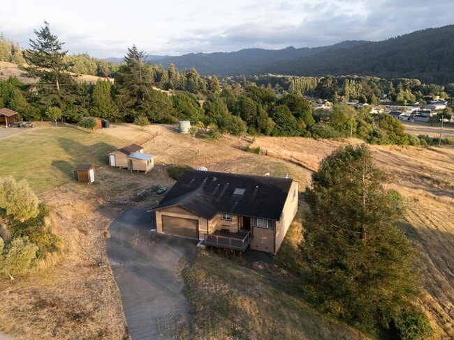 Photo - 165 Sunny Slope Ln