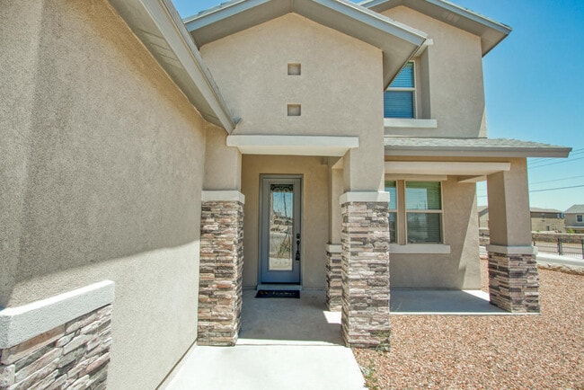 Photo - 7896 Enchanted Path Dr