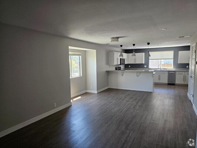 Building Photo - 1186 Pear Tree Ln Rental