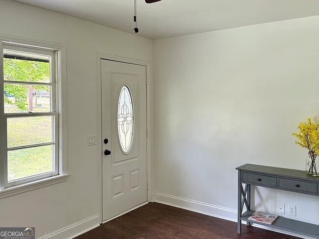 Photo - 1322 S Hicks Cir NW