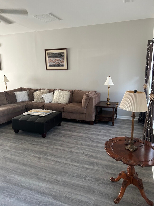 Photo - Room in House on Garrison Rd